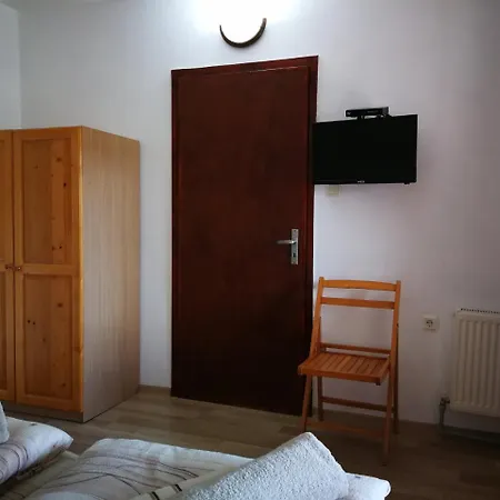 The White House Krusuna