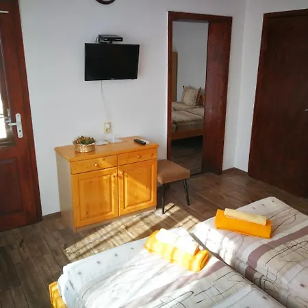 The White House Vendégház *